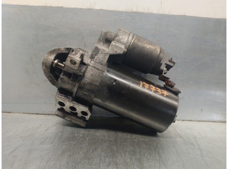 Replacement starter motor for BMW X6 (E71) xDrive40d OEM IAM reference 12417801203 0001115069 BOSCH