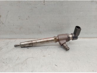 Replacement injector for Citroën C6 (TD_) 2.7 HDi OEM IAM reference 5U3Q9K546AA CONTINENTAL