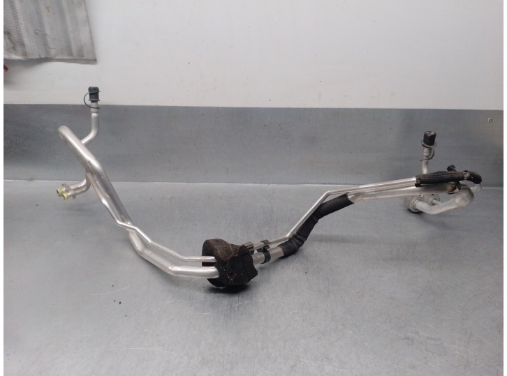Replacement air conditioning hoses for Volvo V60 estate 2.0 diesel CAT OEM IAM reference 31305817 