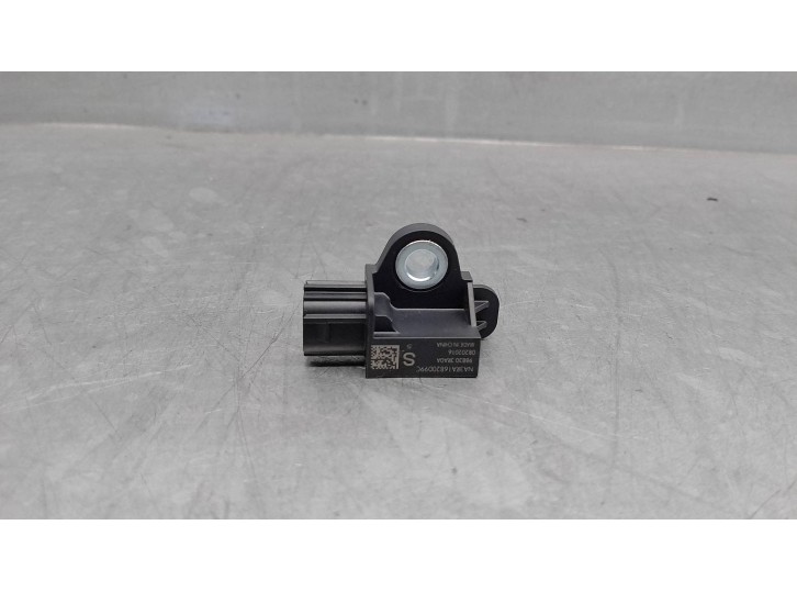 Recambio de sensor impacto para nissan qashqai (j11) 1.2 16v cat referencia OEM IAM 988303RA0A 08202016 