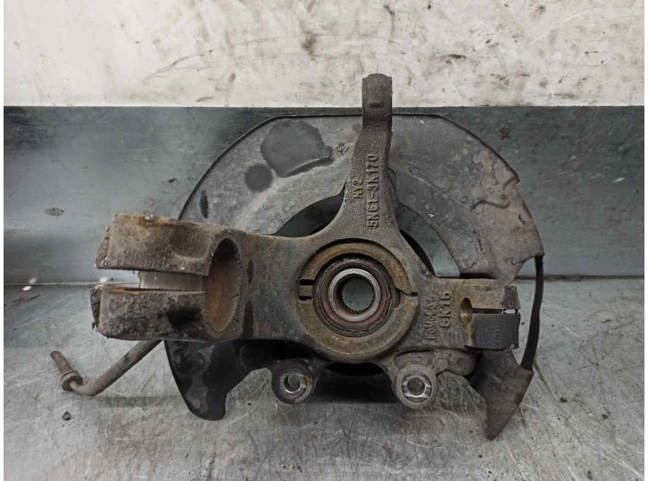 Replacement front right steering knuckle for Mazda 3 sedan (BK) 1.6 CD diesel CAT OEM IAM reference 5N613K170 
