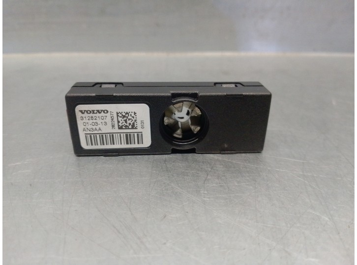 Recambio de antena para volvo v60 kombi 2.0 diesel cat referencia OEM IAM 31282107  