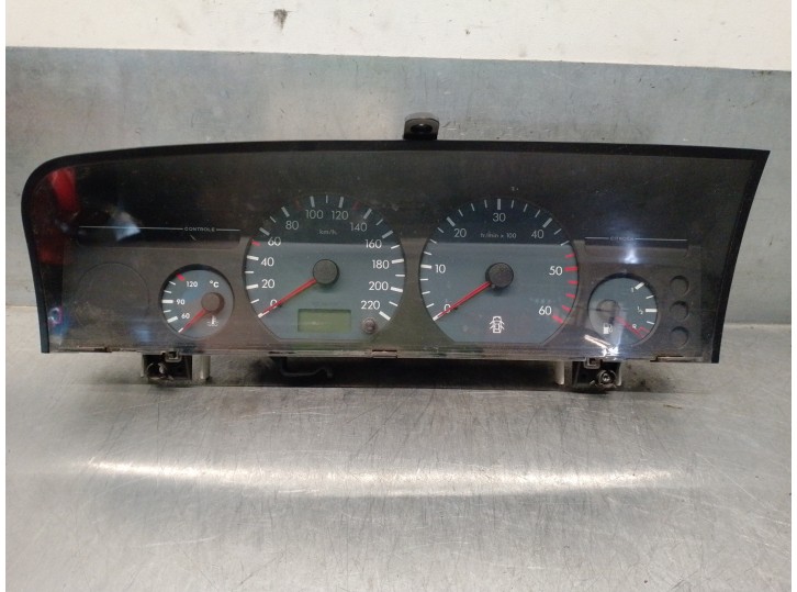 Recambio de cuadro instrumentos para citroën xantia berlina 1.9 turbodiesel referencia OEM IAM 9627078380 216236872 SAGEM