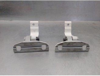 Recambio de bisagra puerta para volvo v60 kombi 2.0 diesel cat referencia OEM IAM 31218525  