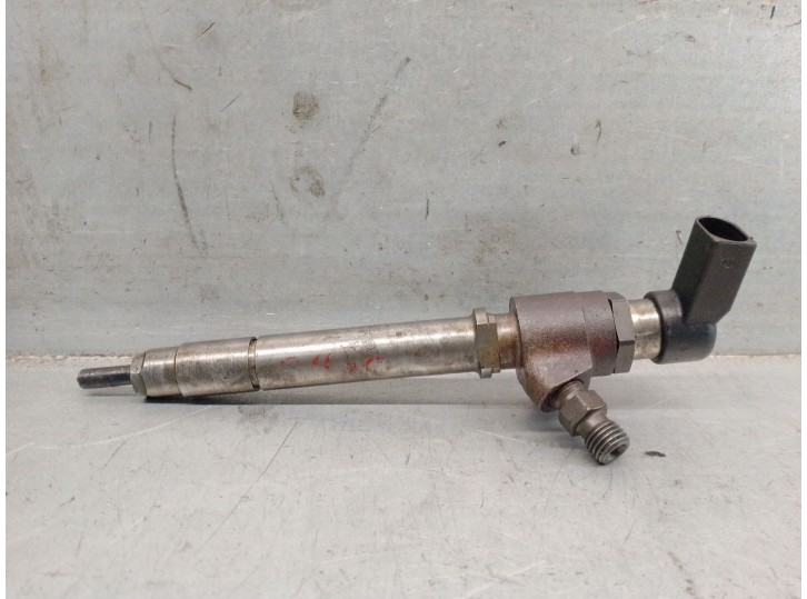 Replacement injector for Citroën C6 (TD_) 2.7 HDi OEM IAM reference 5U3Q9K546AA 