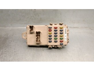 Recambio de caja reles / fusibles para subaru legacy berl./familiar b12 (be/bh) 3.0 h6 outback familiar (2002) referencia OEM IA