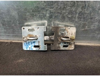 CERRADURA PUERTA TRASERA IZQUIERDA 