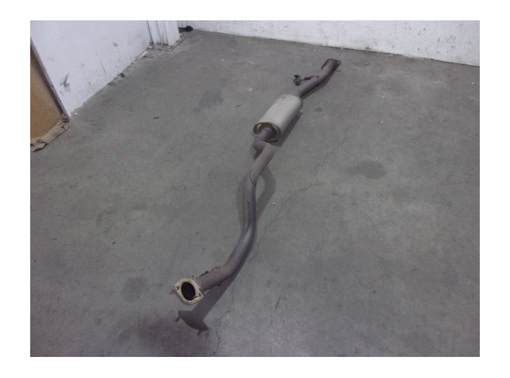 Replacement central exhaust pipe for Nissan Qashqai (J11) 1.2 16V CAT OEM IAM reference 203004EA5A 573 