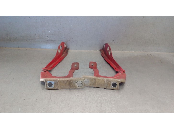 Recambio de bisagra capot para volvo v50 familiar 2.0 d kinetic referencia OEM IAM 30716253 30753597 