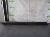 Replacement right lateral side skirt spoiler for Suzuki Vitara 1.6 DDiS turbodiesel CAT OEM IAM reference 7723154P0 