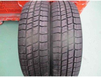 Recambio de neumatico vredestein para » otros... 3.9t 17s 120 m-bus vespino 130e referencia OEM IAM 19575R16C107-105R VREDESTEIN