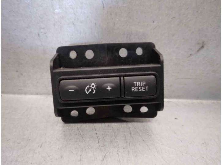 Recambio de interruptor para nissan qashqai (j11) 1.2 16v cat referencia OEM IAM 60824C  