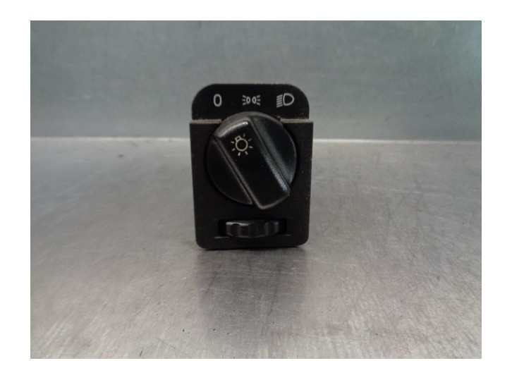 Recambio de mando luces salpicadero para opel astra f berlina 1.6 16v referencia OEM IAM 90481764 90481763 