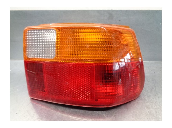 Recambio de piloto trasero derecho para opel astra f berlina 1.6 16v referencia OEM IAM 89494454  