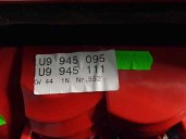 Replacement rear left tail light for Skoda Octavia Combi (1U5) 1.9 TDi OEM IAM reference 1U9945095 1U9945111 