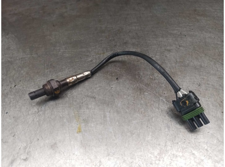 Replacement lambda sensor for Renault Megane I Scenic (JA0) 1.6 OEM IAM reference 7700868496 236R1 NTK