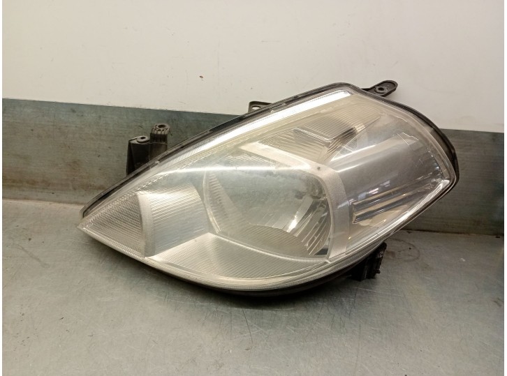 Recambio de faro izquierdo para nissan tiida hatchback (c11) 1.5 dci referencia OEM IAM 26060EM00A 26060EM00A 