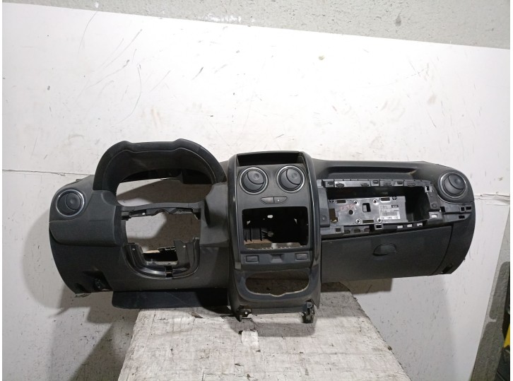 Recambio de salpicadero para dacia duster (hs_) 1.5 dci (hsaj) referencia OEM IAM 681006566R 681006566R 