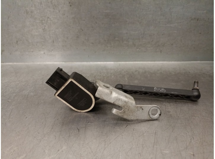 Recambio de motor regulacion faros para volvo xc40 (536) recharge referencia OEM IAM 32221957 32221957 8888899689