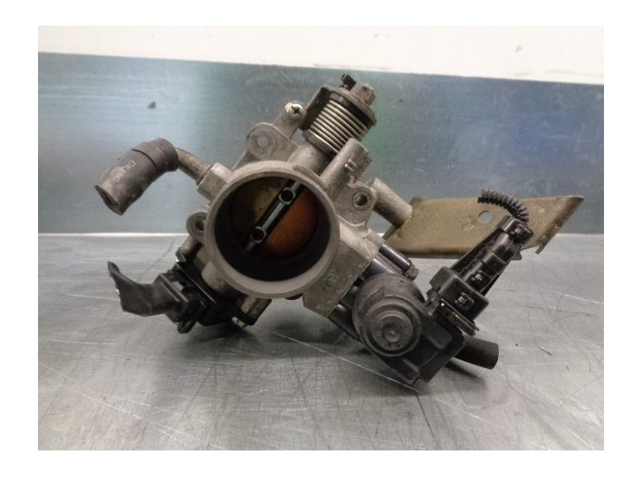 Recambio de caja mariposa para kia rio i hatchback (dc) 1.5 16v referencia OEM IAM 0K30E13640  