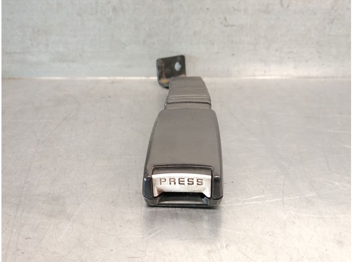 Recambio de enganche cinturon para hyundai galloper ii (jk-01) 2.5 td intercooler referencia OEM IAM P24322  