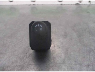 Replacement mirror control for Suzuki Vitara 1.6 DDiS turbodiesel CAT OEM IAM reference 0027TALPS 