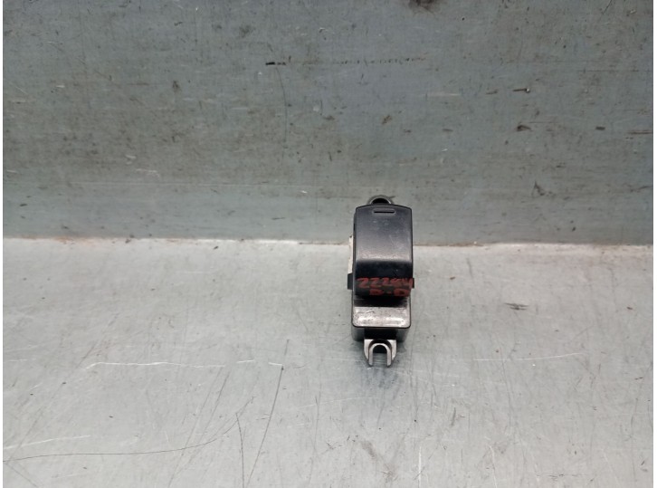 Recambio de mando elevalunas delantero derecho para nissan tiida hatchback (c11) 1.5 dci referencia OEM IAM 25411AX010 25411AX01