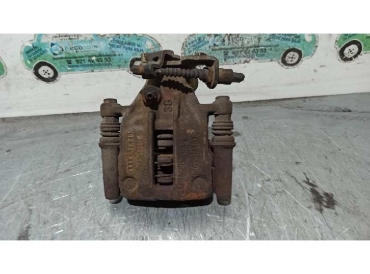 Recambio de pinza freno trasera izquierda para audi 80 (811/813) 1.8 referencia OEM IAM 43101  BOSCH