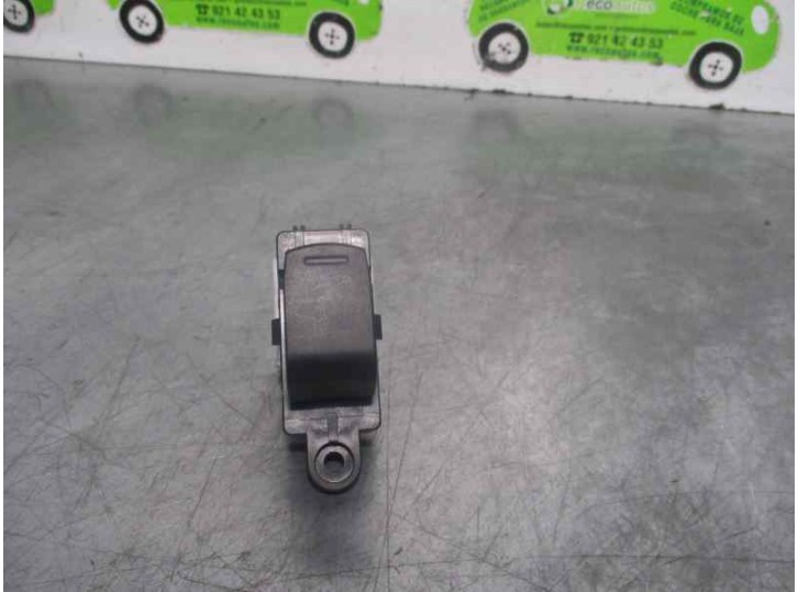 Recambio de mando elevalunas trasero derecho para suzuki vitara 1.6 ddis turbodiesel cat referencia OEM IAM 