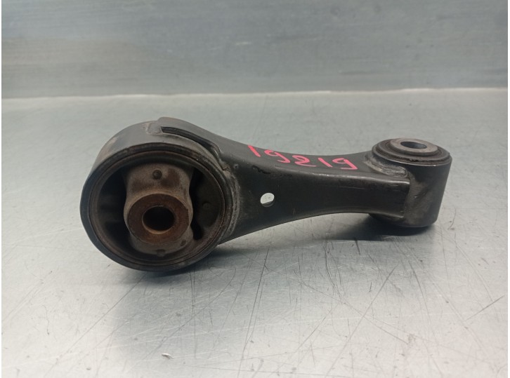 Recambio de soporte motor trasero para toyota yaris 1.3 16v cat referencia OEM IAM 123630Y040  