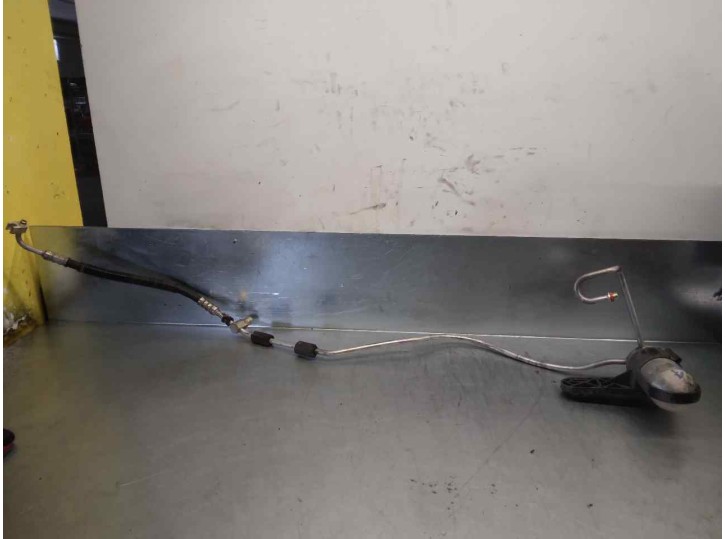Recambio de tubos aire acondicionado para chrysler 300 m (lr) 2.7 cat referencia OEM IAM 5003979AA 