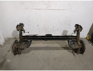 Recambio de puente trasero para nissan tiida hatchback (c11) 1.5 dci referencia OEM IAM 55501EM10B 55501EM10B 