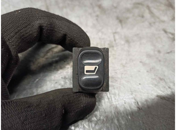 Recambio de mando elevalunas delantero derecho para citroën evasion 2.0 hdi referencia OEM IAM 