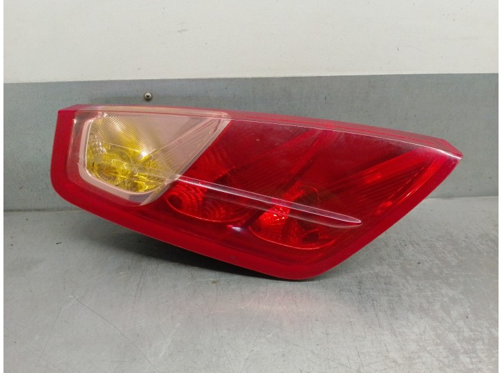 Replacement rear left tail light for Fiat Grande Punto (199) 1.3 16V JTD CAT OEM IAM reference 51701589 5 DOORS