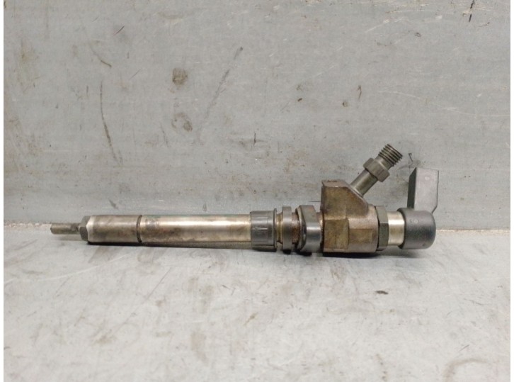 Recambio de inyector para ford focus c-max (dm2) 1.6 tdci referencia OEM IAM 9647247280 