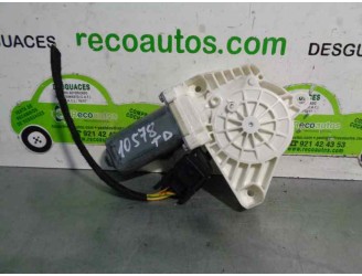 Recambio de motor elevalunas trasero derecho para mercedes-benz clase cla (w117) cla 200 cdi (117.301) referencia OEM IAM A61041