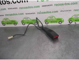 Replacement seat belt buckle for Suzuki Vitara 1.6 DDiS turbodiesel CAT OEM IAM reference 8498585P00 