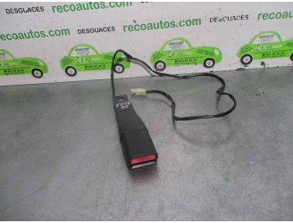 Replacement seat belt buckle for Suzuki Vitara 1.6 DDiS turbodiesel CAT OEM IAM reference 8498585P00 