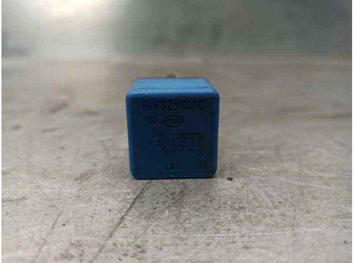 Recambio de rele para mercedes-benz clase c (w202) berlina 2.2 diesel cat referencia OEM IAM 0015429919 4RA00412203 HELLA