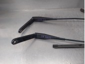 Recambio de brazo limpia delantero derecho para ford focus lim. (cb4) 1.8 tdci turbodiesel cat referencia OEM IAM 4M5117526CC EL