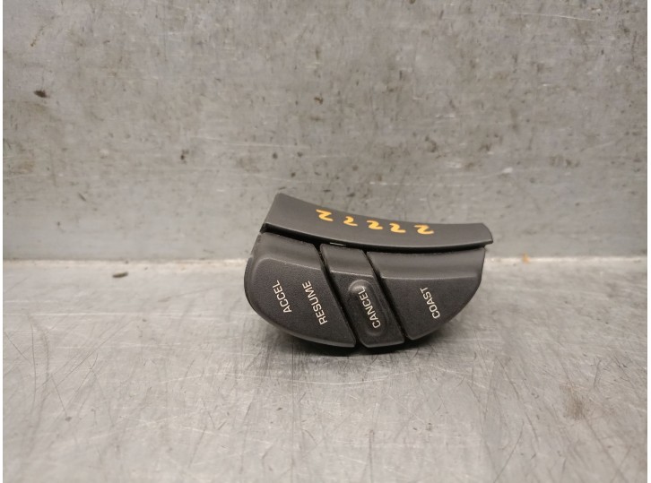 Replacement steering wheel control for Chrysler Sebring (JR) 2.0 OEM IAM reference 04760352AE 04760352AE 