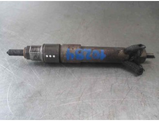 Replacement injector for Seat Cordoba saloon (6K2) 1.9 TDI OEM IAM reference 038130201G 0432193733 BOSCH