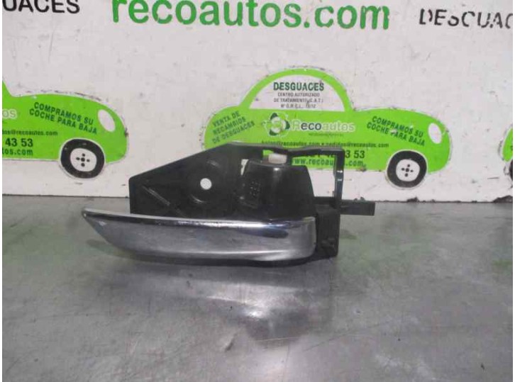 Recambio de maneta interior delantera derecha para suzuki vitara 1.6 ddis turbodiesel cat referencia OEM IAM 