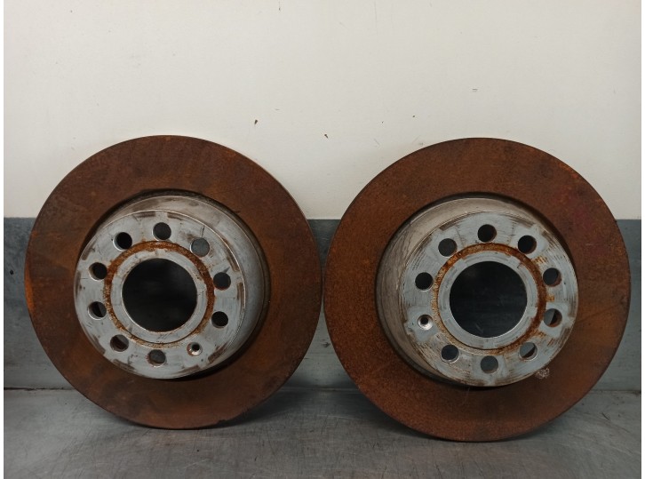 Recambio de disco freno trasero para volkswagen cc (358) tdi referencia OEM IAM 5Q0615601G 