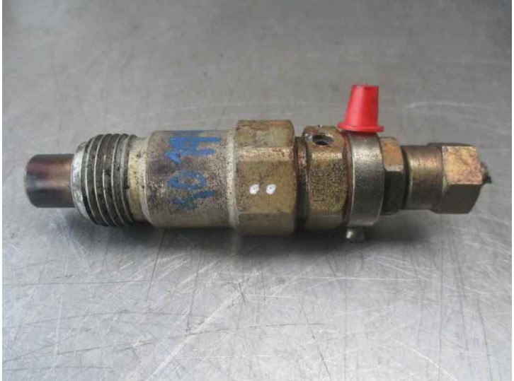 Replacement injector for Nissan Vanette (C 220) 2.0 Diesel OEM IAM reference 710721 845 