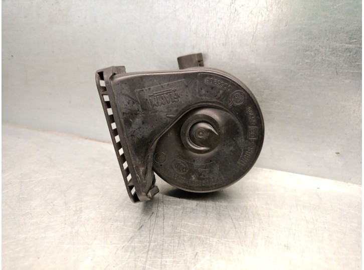 Recambio de claxon para ford ecosport 1.5 ecoblue tdci referencia OEM IAM 1861688 1861688 