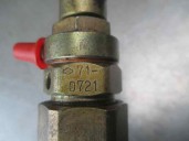 Recambio de inyector para nissan vanette (c 220) 2.0 diesel referencia OEM IAM 710721 845 