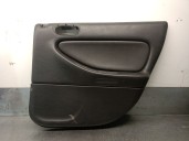 Recambio de guarnecido puerta trasera derecha para chrysler sebring (jr) 2.0 referencia OEM IAM 0UL101DVAE 0UL101DVAE 