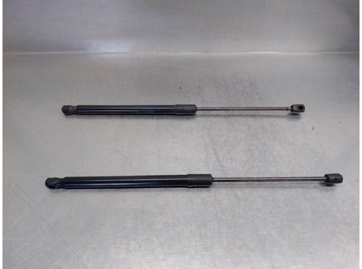 Recambio de amortiguadores maletero / porton para audi a1 sportback (gba) 1.0 tfsi referencia OEM IAM 82A827552 