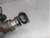 Recambio de inyector para renault megane ii berlina 5p 1.5 dci diesel referencia OEM IAM 8200380253 SIEMENS